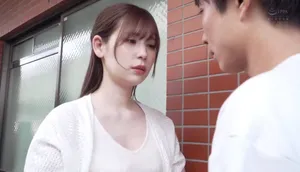 Người chồng tẻ nhạt, vợ yêu nhận ra cậu thanh niên hàng xóm tốt hơn